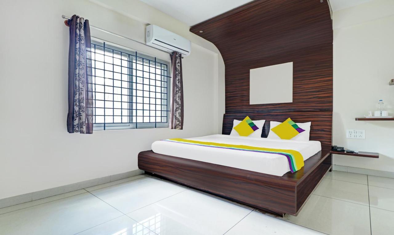 Itsy Hotels Colors Stay Chikmagalūr Екстериор снимка